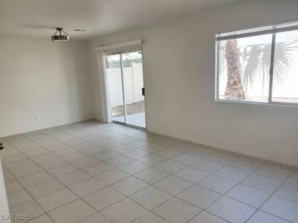 Las Vegas, NV 89115,4356 Pittsfield ST