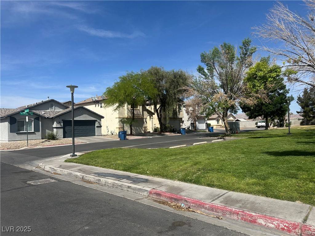 Las Vegas, NV 89115,4356 Pittsfield ST