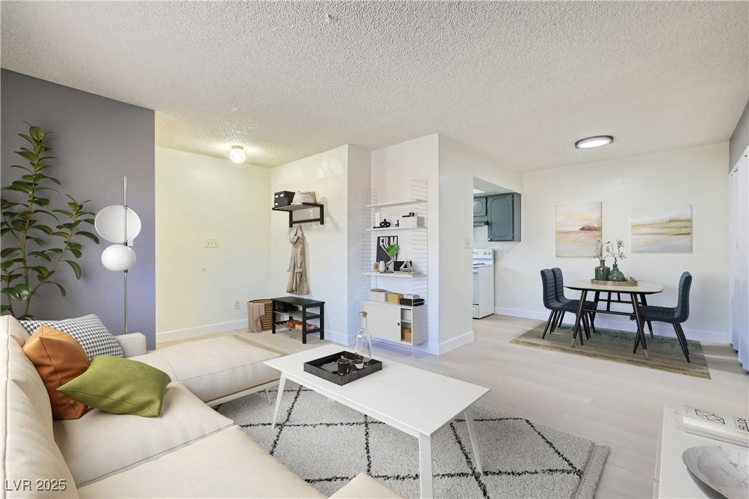 4683 Monterey CIR #4, Las Vegas, NV 89169