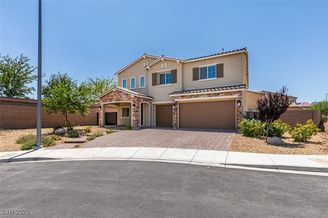 Henderson, NV 89002,479 Lost Horizon AVE
