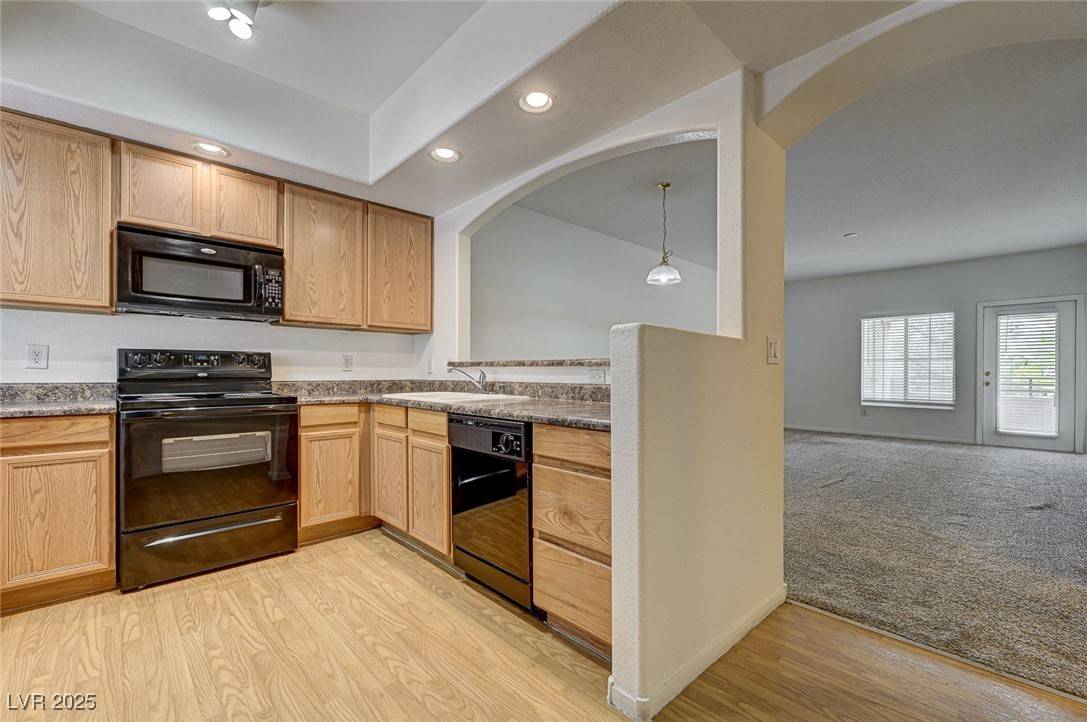 Las Vegas, NV 89113,6160 Rumrill ST #202