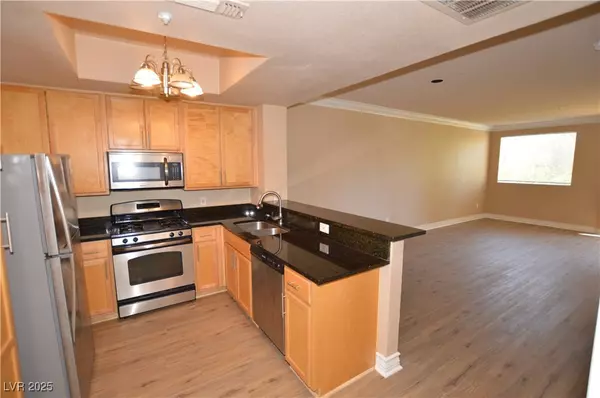 Las Vegas, NV 89169,220 Flamingo RD #116