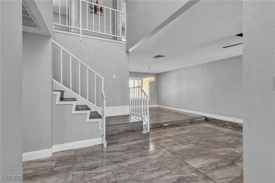 Las Vegas, NV 89107,6628 Celeste AVE