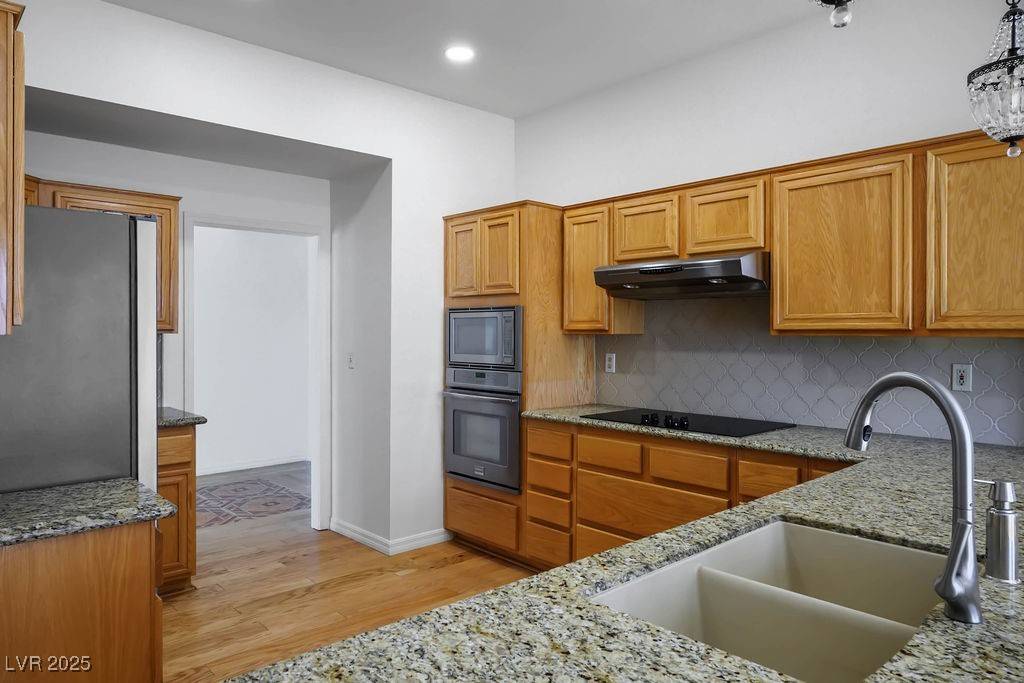 Las Vegas, NV 89134,9704 Brawley DR