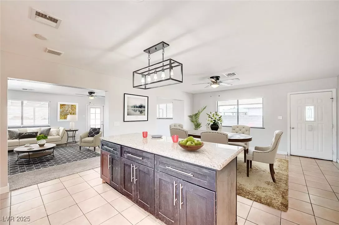 Henderson, NV 89011,1628 Chestnut ST