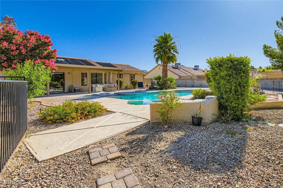 Las Vegas, NV 89131,7385 Severence LN