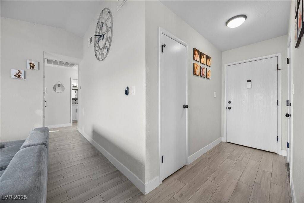 Las Vegas, NV 89104,2088 Miner WAY