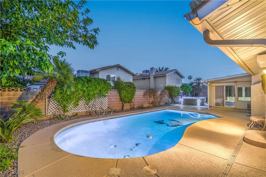 3445 Toquima CIR, Las Vegas, NV 89120