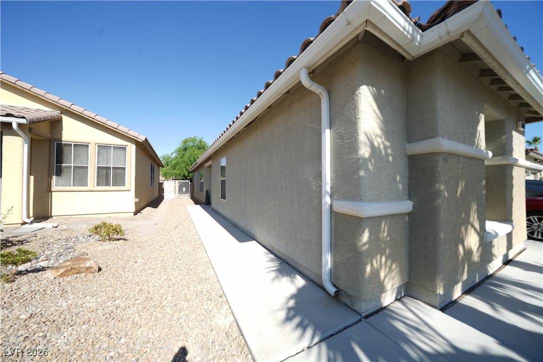 North Las Vegas, NV 89081,6040 Eganridge CT
