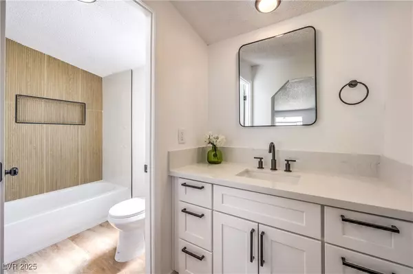 Las Vegas, NV 89156,6024 Bluehill AVE