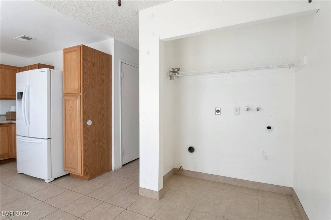 Las Vegas, NV 89102,3164 Richford PL