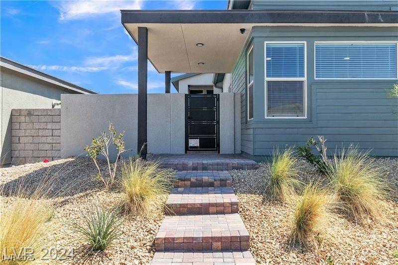 Las Vegas, NV 89166,10301 Fairview Ridge CT