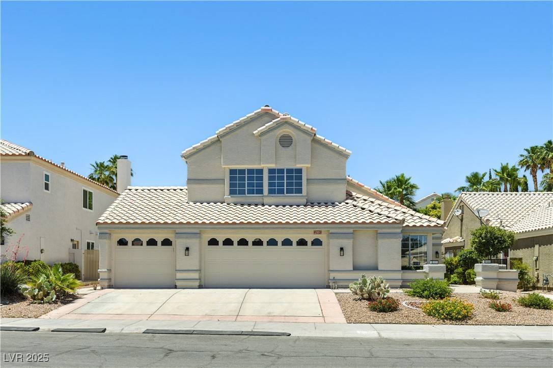 Las Vegas, NV 89117,2105 Madagascar LN
