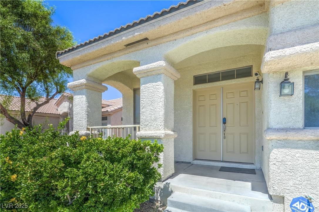 Las Vegas, NV 89131,7537 Splashing Rock DR