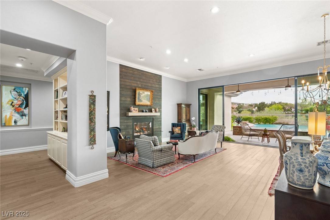 Henderson, NV 89052,1 DRY BROOK TRL