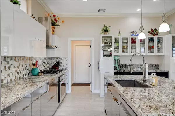 Las Vegas, NV 89134,3120 Darby Falls DR