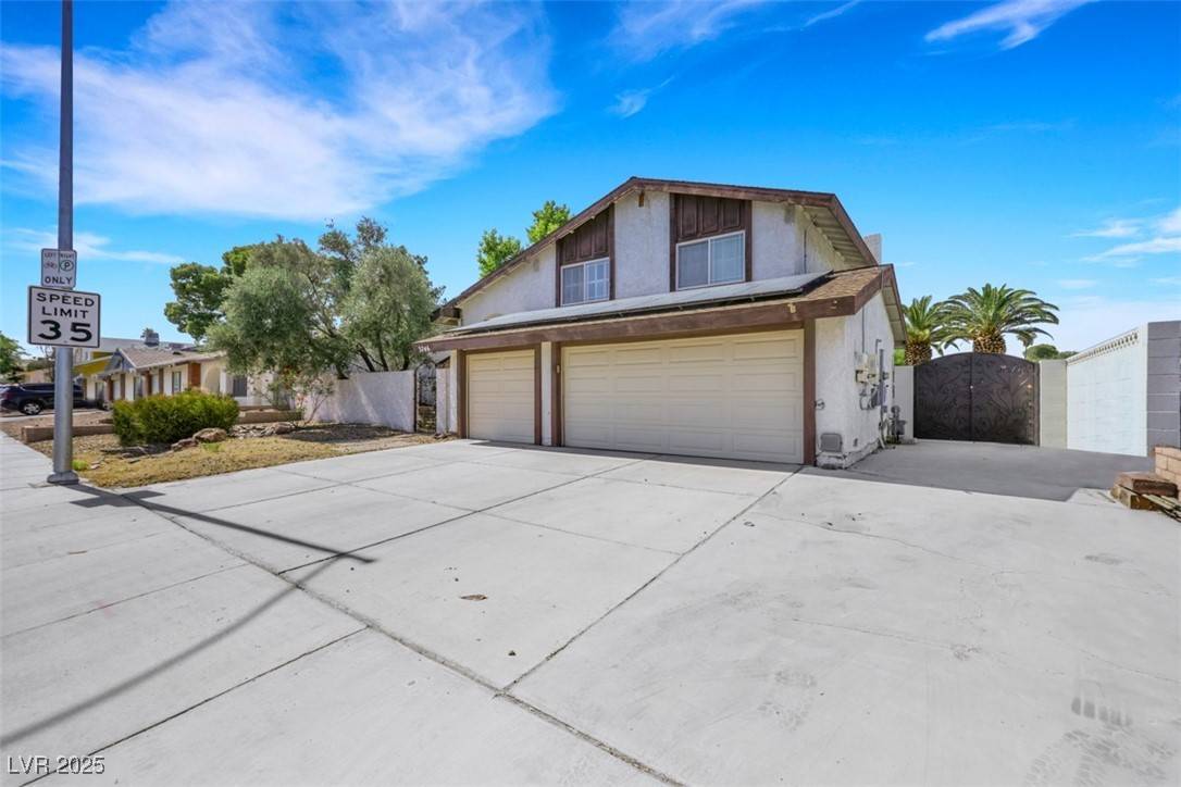 Las Vegas, NV 89121,3746 E Harmon AVE