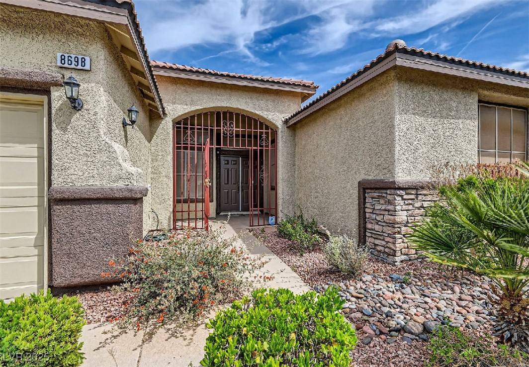 Las Vegas, NV 89123,8698 Waterford Bend ST