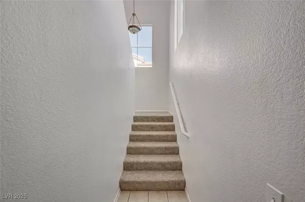 Las Vegas, NV 89129,10550 W Alexander RD #2220