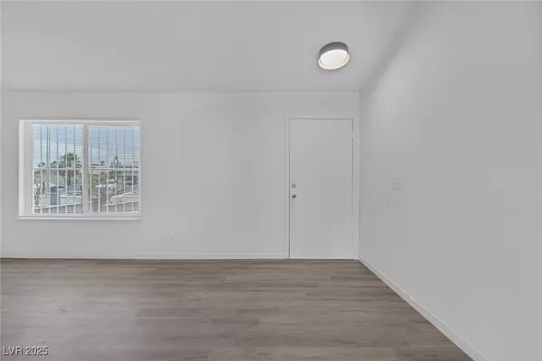 Las Vegas, NV 89108,6808 Waterhen CIR