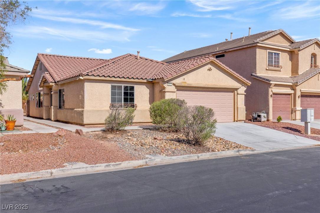 4043 Lilac Creek CT, Las Vegas, NV 89122