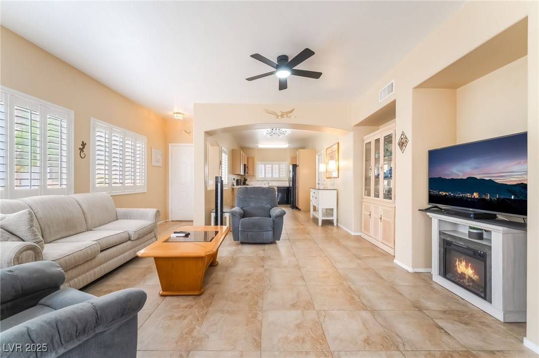 7450 S Eastern AVE #1058, Las Vegas, NV 89123