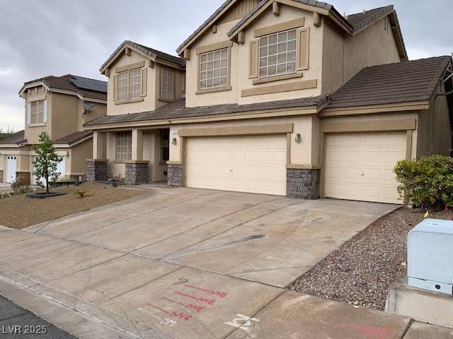 Henderson, NV 89012,94 Glendive ST