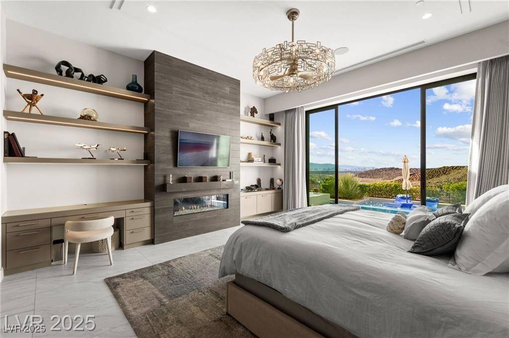Henderson, NV 89012,387 Solitude Peak LN