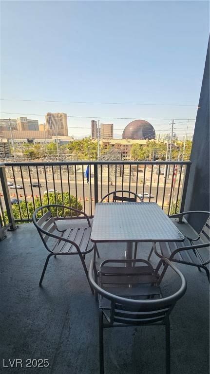 Las Vegas, NV 89169,211 E Flamingo RD #405