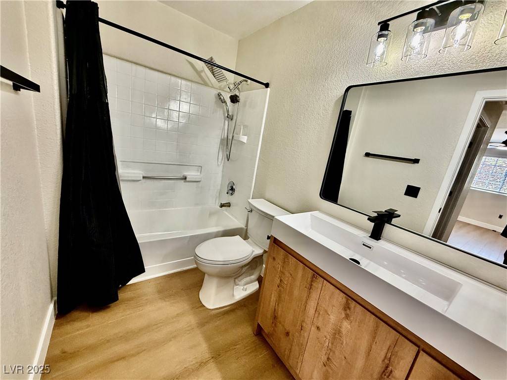 Las Vegas, NV 89115,4730 E Craig RD #2110