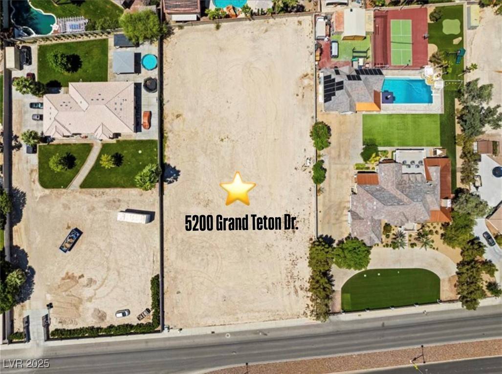 5200 Grand Teton DR, Las Vegas, NV 89131