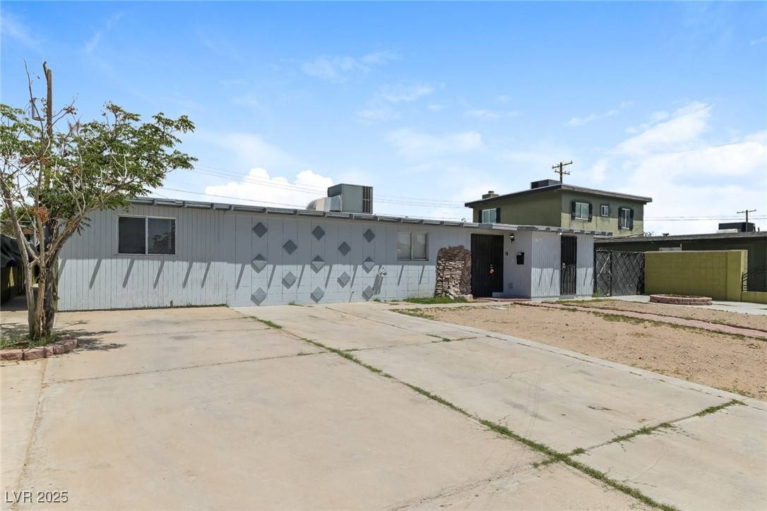 Las Vegas, NV 89169,1612 Capistrano AVE