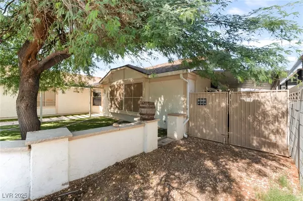 Las Vegas, NV 89156,1723 Candice ST