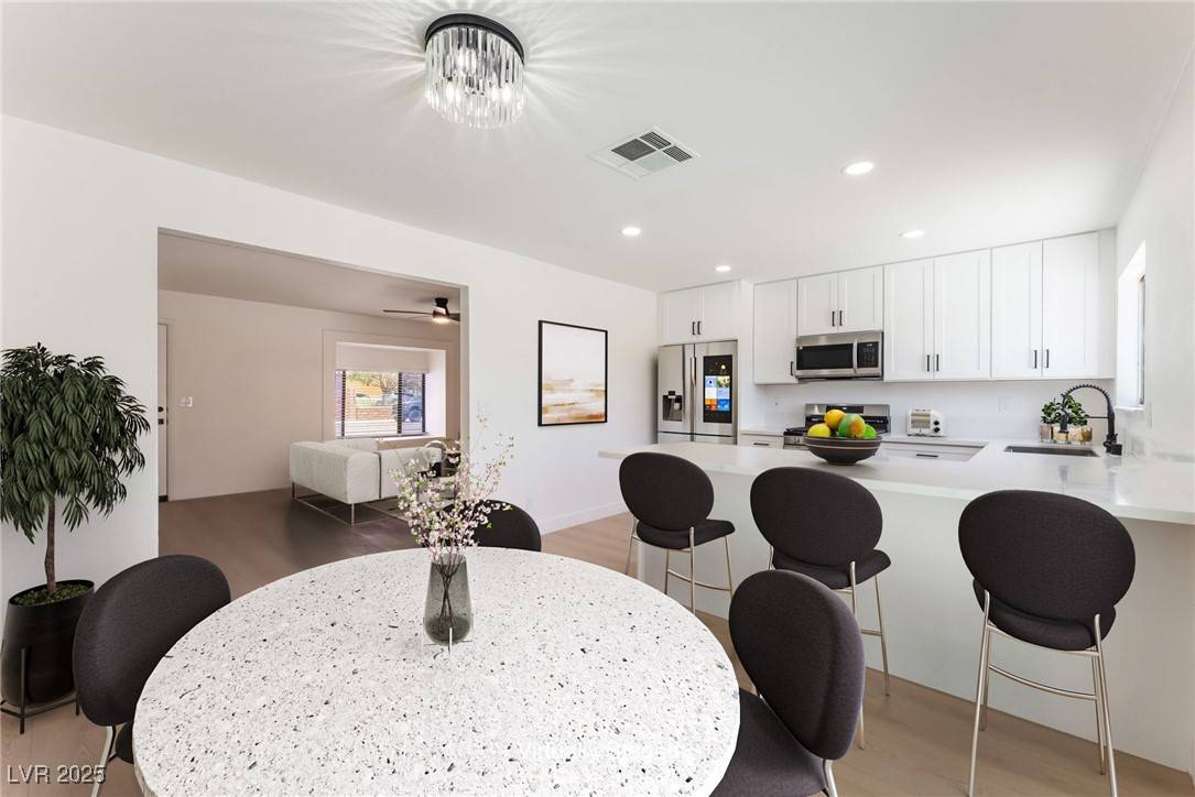 Las Vegas, NV 89110,313 Agora WAY
