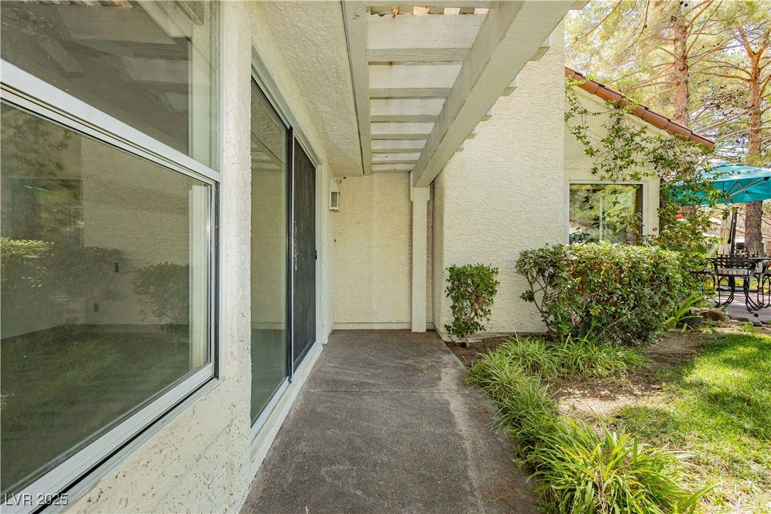 Las Vegas, NV 89113,6959 Emerald Springs LN #0