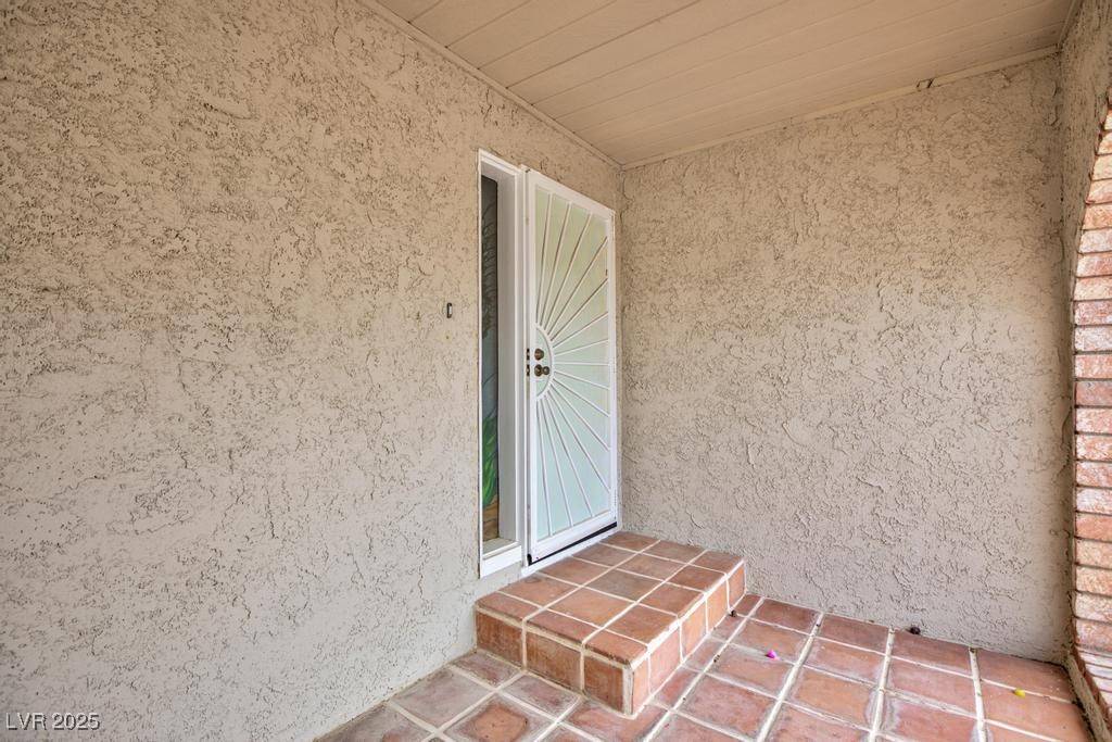 Pahrump, NV 89060,1050 Morgan LN