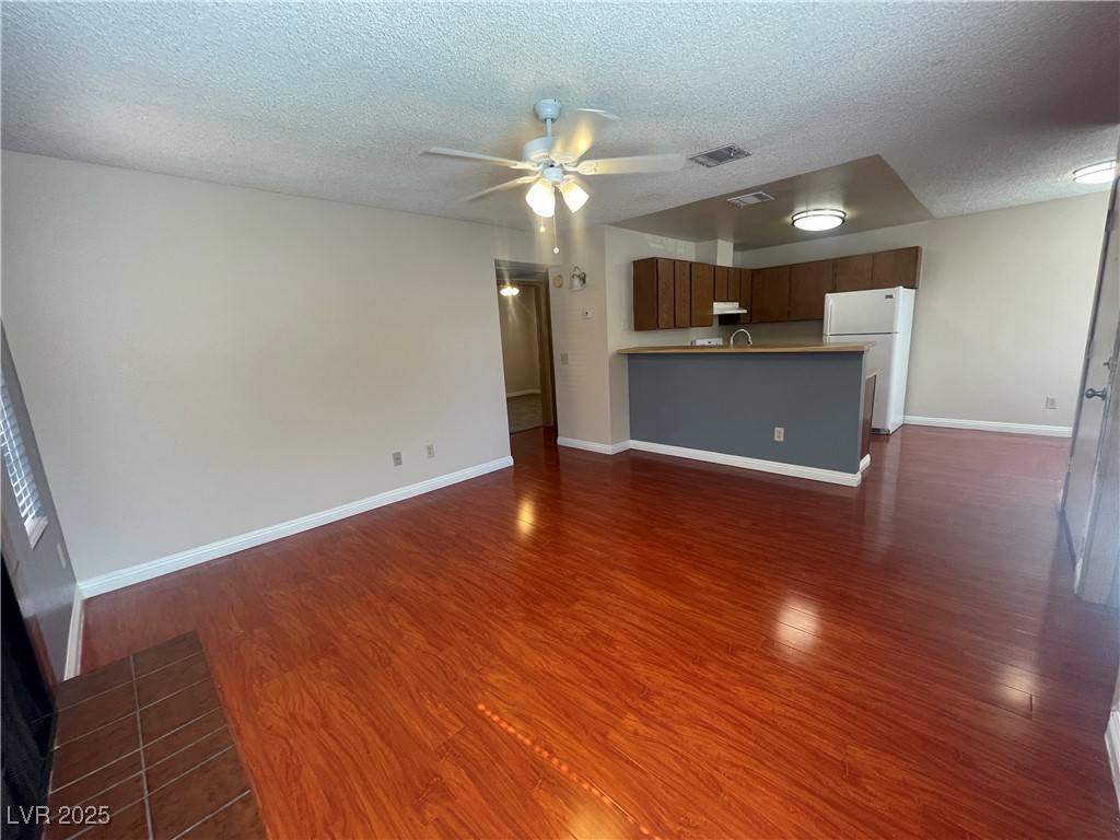 Las Vegas, NV 89121,2742 Alicialynn WAY #A