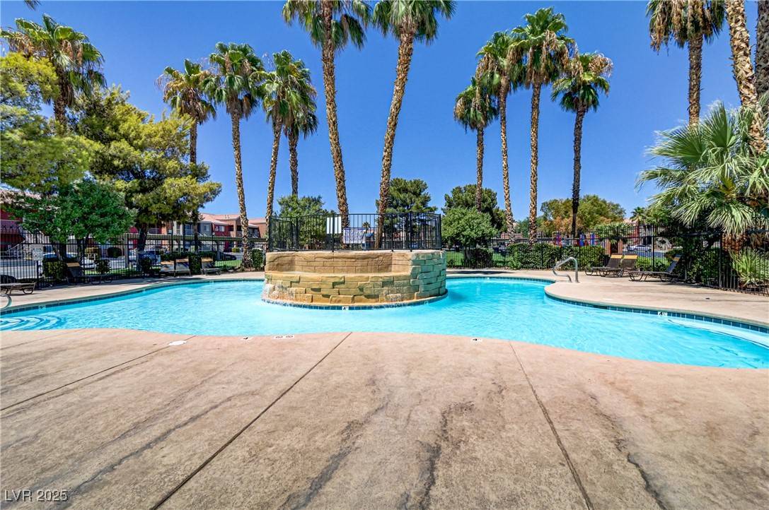 Las Vegas, NV 89115,4730 E Craig RD #1093