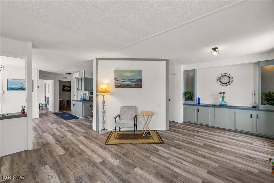 Pahrump, NV 89048,100 W Vegas Valley DR