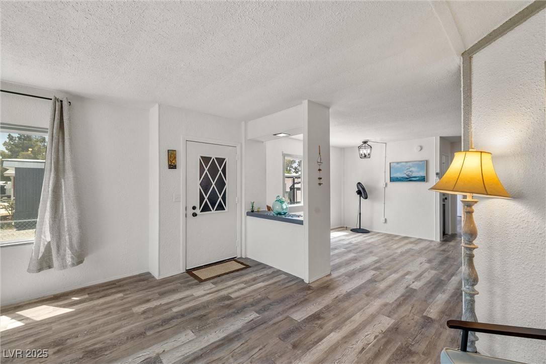 Pahrump, NV 89048,100 W Vegas Valley DR