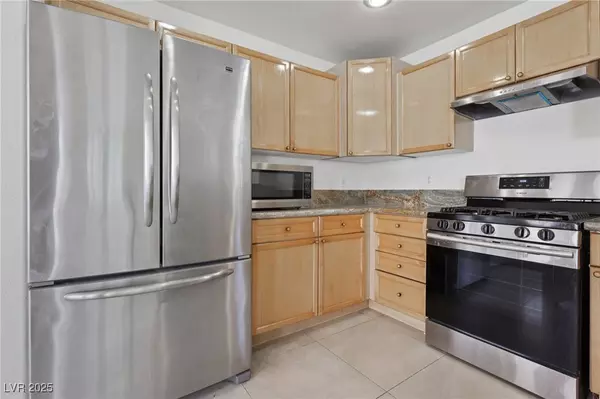 Las Vegas, NV 89144,575 Aspen Leaf ST