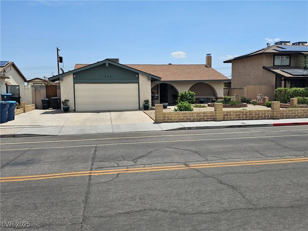Las Vegas, NV 89107,308 Sunbeam DR