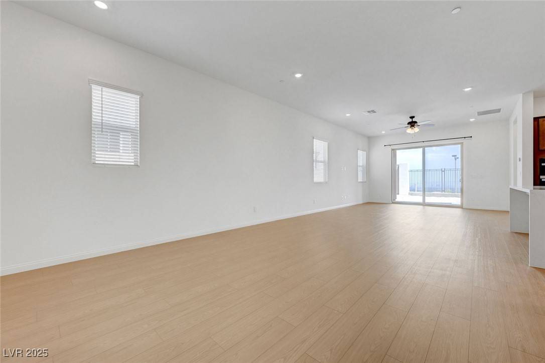 Las Vegas, NV 89138,520 Parkwind LN