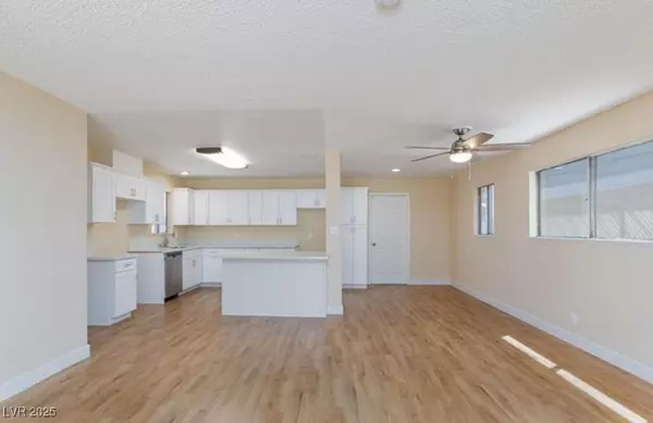Las Vegas, NV 89107,6320 Shawnee AVE