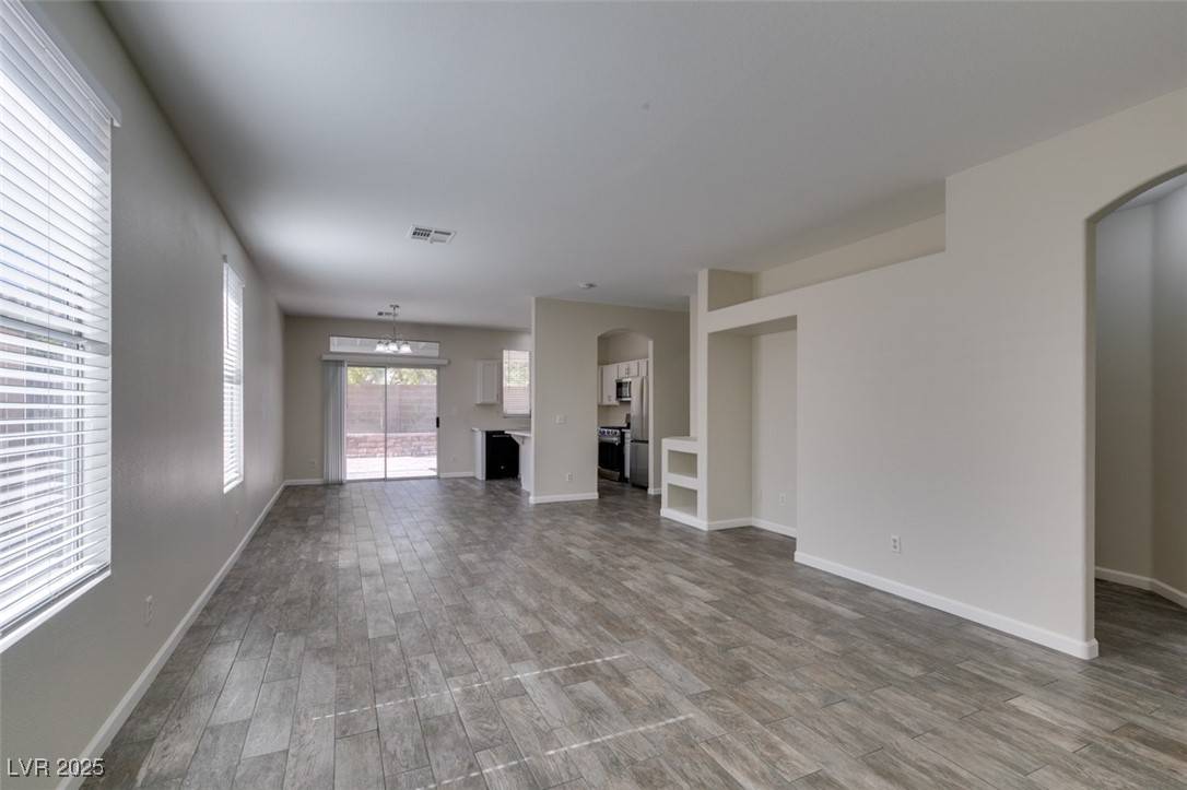 Henderson, NV 89074,1421 Hometown AVE