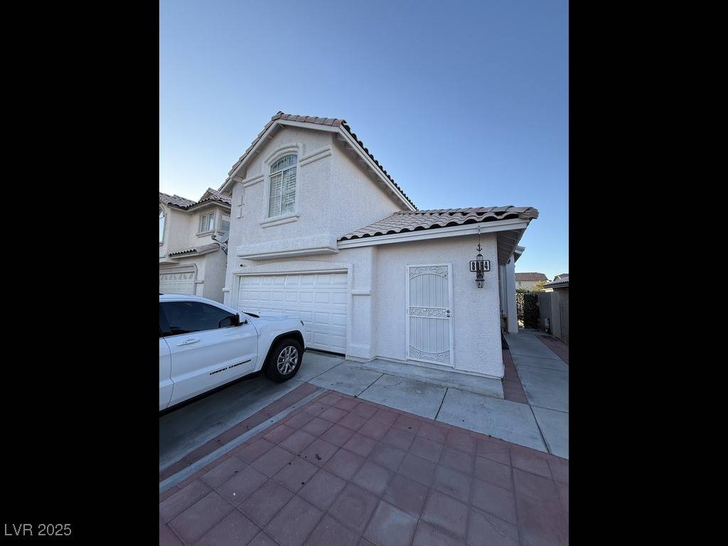 Las Vegas, NV 89117,8064 Kentshire DR