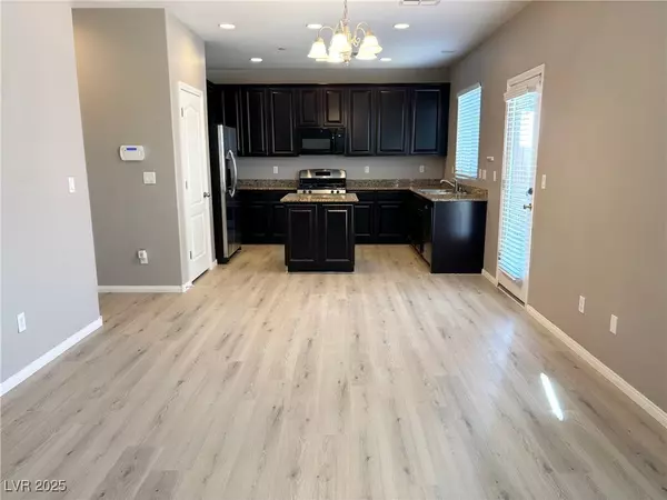 Henderson, NV 89011,664 Forest Peak ST