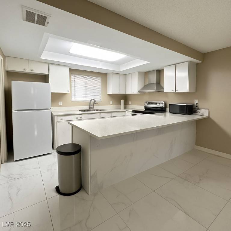 Las Vegas, NV 89102,4420 Rich DR #B