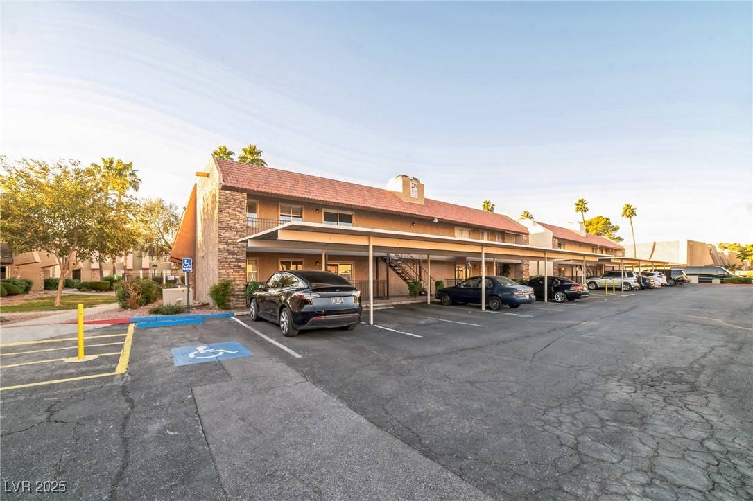 5320 Indian River DR #244, Las Vegas, NV 89103