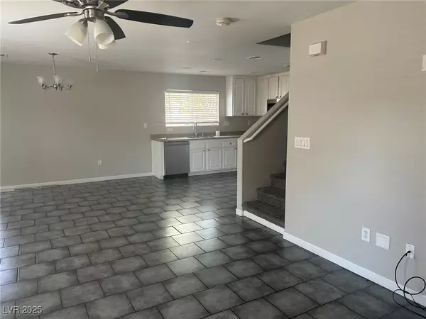 Las Vegas, NV 89129,7244 Early Pioneer AVE